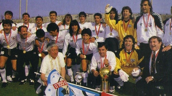 Colo Colo viajó a Japón para disputar la Recopa Sudamericana ante Cruzeiro. En aquella ocasión, el “Tunga” González llevó una cámara que no usó. “Coca” Mendoza explicó el por qué. Foto: Archivo.