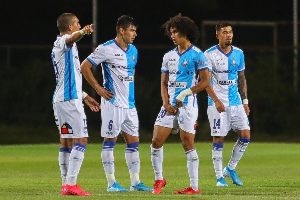 El plantel de Deportes Antofagasta llegó a un acuerdo con la dirigencia del club en una rebaja salarial. (FOTO: Agencia Uno)
