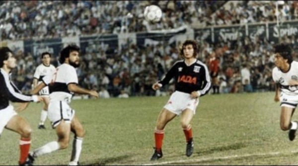 Ante Olimpia y de visita, Colo Colo tuvo que aguantar uno de los partidos más difíciles de un equipo chileno en el extranjero, de donde rescataron un empate 0-0. Foto: Archivo