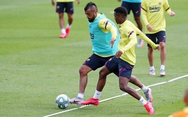 Arturo Vidal aparece señalado como titular para el choque de Barcelona ante Mallorca este sábado (FC Barcelona)