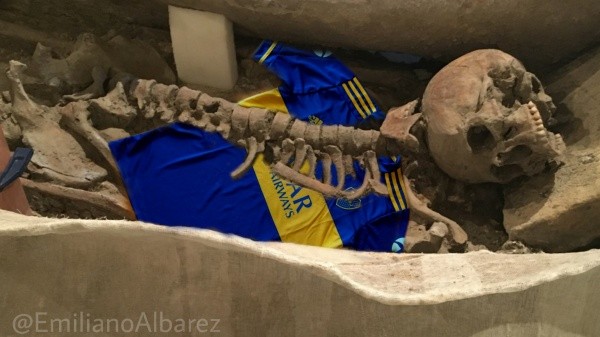 La broma de River Plate con &quot;un esqueleto de Boca Juniors&quot;.