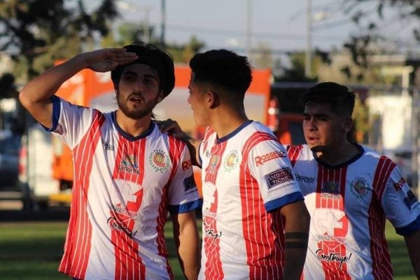 Bryan Núnez, hijo del recordado ex jugador Luis Núñez, acusó haber sido marginado de la UC debido a la situación legal de su padre, algo que el club descartó de lleno