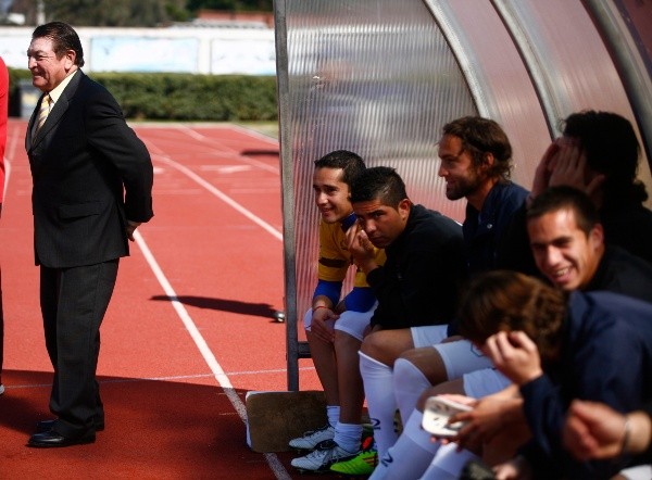 Clavito Godoy llegó para revertir el mal arranque de Santiago Morning en el torneo de 2011. Si bien consiguió levantar al equipo, no le alcanzó y terminó yéndose al descenso. Foto: Agencia Uno