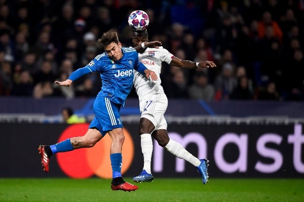 Actualmente a Dybala le resta un año de contrato con la Juventus de Italia, y la crisis por coronavirus ha retrasado cualquier conversación acerca de su futuro