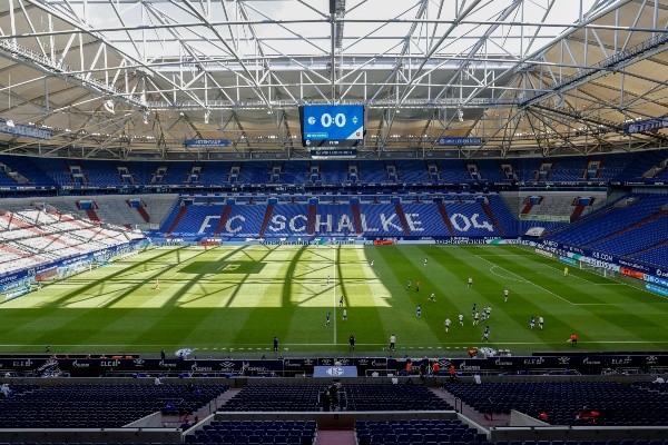 El imponente estadio del Schalke 04 será el escenario de este vital encuentro para el Bayer Leverkusen. (Foto: Getty)