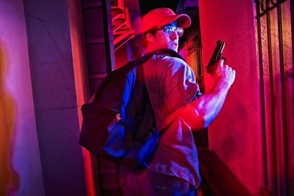 Darren Criss como Andrew Cunanan en “El Asesinato de Gianni Versace”.