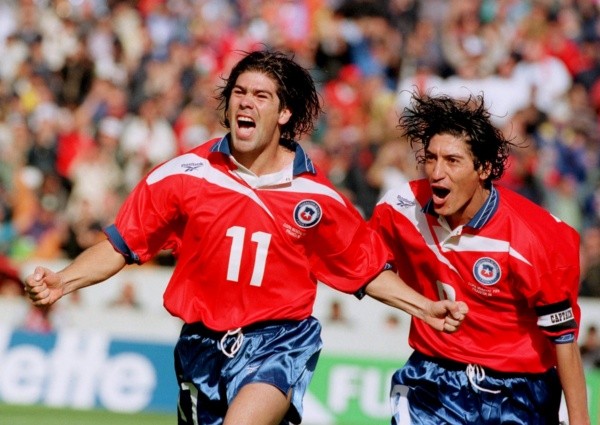 Salas y Zamorano en el recordado partido contra Italia.