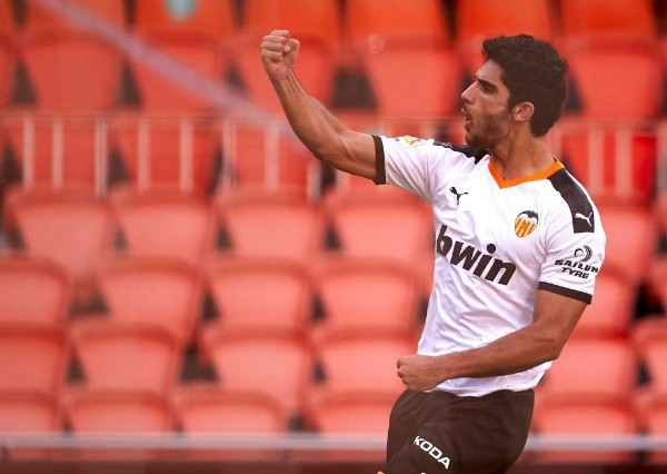 Gonçalo Guedes anotó un tanto espectacular en Valencia - Getty