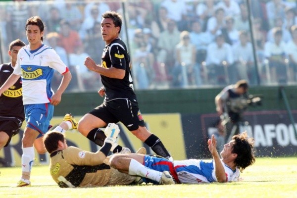 CDF se la jugará con la recordada definición de 2009 entre Colo Colo y Universidad Católica. (Foto: Archivo)