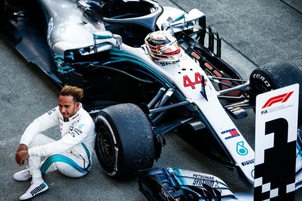 Esta temporada Lewis Hamilton intentará alcanzar el récord de Michael Schumacher, coronándose campeón mundial por séptima vez.