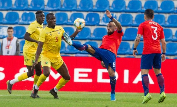 Chile contra Guinea en octubre pasado, el último duelo de la Roja hasta ahora.