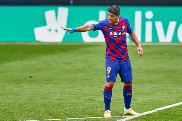 Luis Suárez marcó dos goles, pero no le alcanzó a Barcelona - Getty