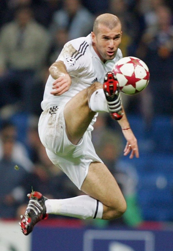 Zidane como jugador del Real Madrid.