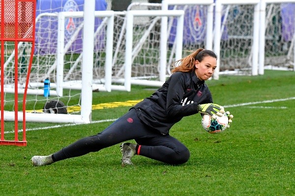 Afortunadamente, y tras las pericias del equipo médico del PSG, el club pudo confirmar que las personas contagiadas ya no representaban riesgo de expandir el virus respiratorio.