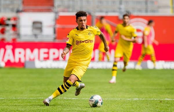 El Dortmund quiere que el traspaso de Sancho al United se cierre a más tardar el 10 de agosto.