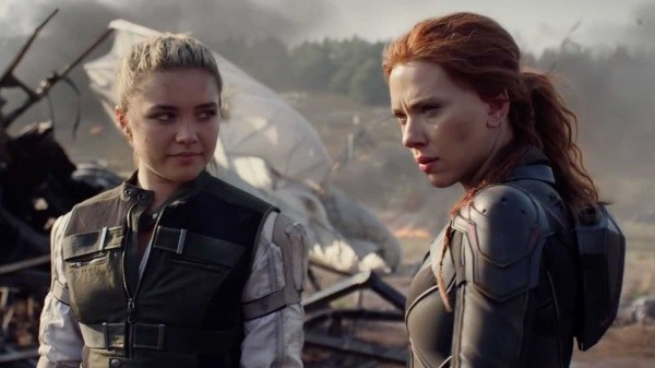 Scarlett Johansson y Florence Pugh no se quedarán cortas en cuanto a las escenas de acción que tendrán en &quot;Black Widow&quot;.