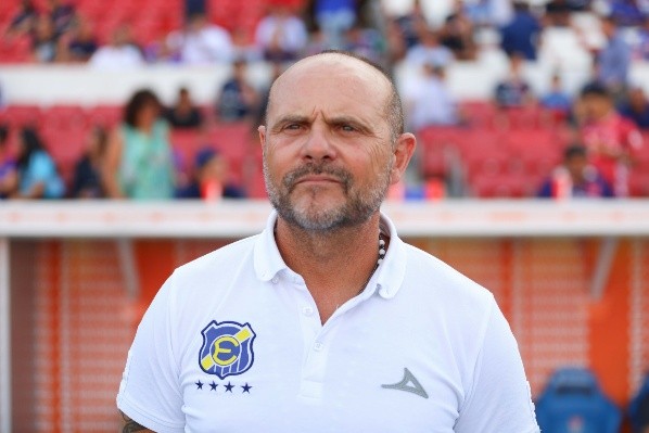 Javier Torrente, entrenador de Everton (Agencia Uno)