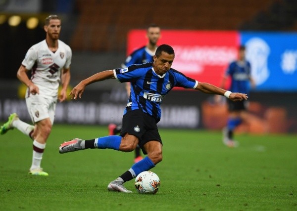 Alexis Sánchez lleva seis asistencias y dos goles después del receso en el fútbol italiano (Inter)