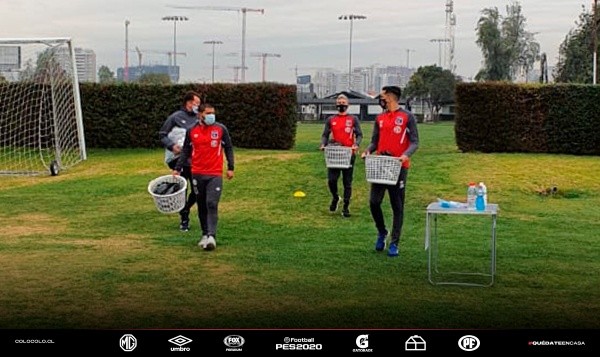 Colo Colo en el regreso a las prácticas.