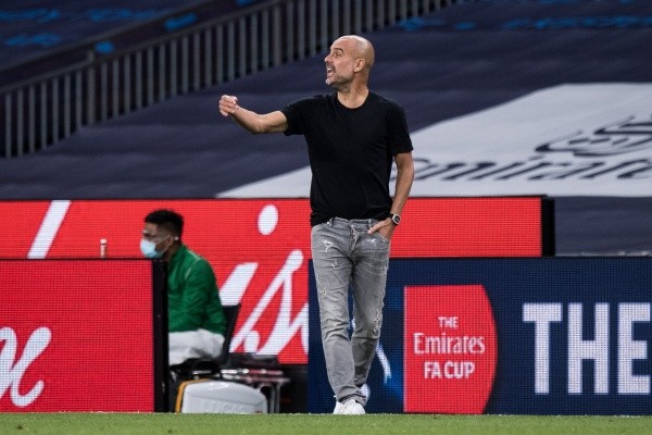 A Pep Guardiola se le acaban las opciones de campeonar en este post receso. Tras perder la FA Cup, solo le queda la Champions. (Foto: Getty)