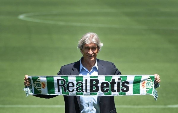 Manuel Pellegrini ya inició su trabajo en Betis