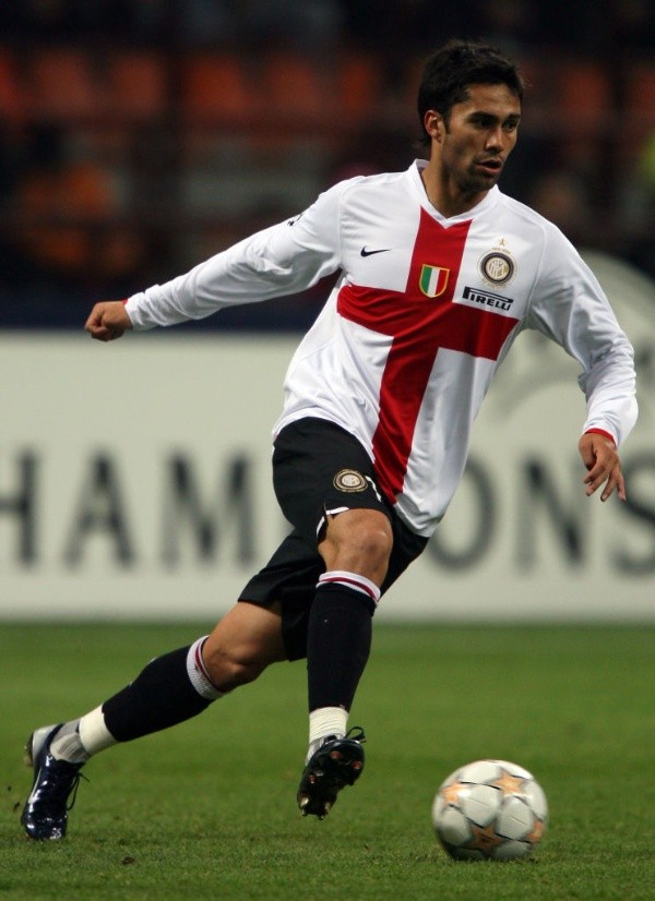 Jiménez en Inter contra Fenerbahce en Champions League.