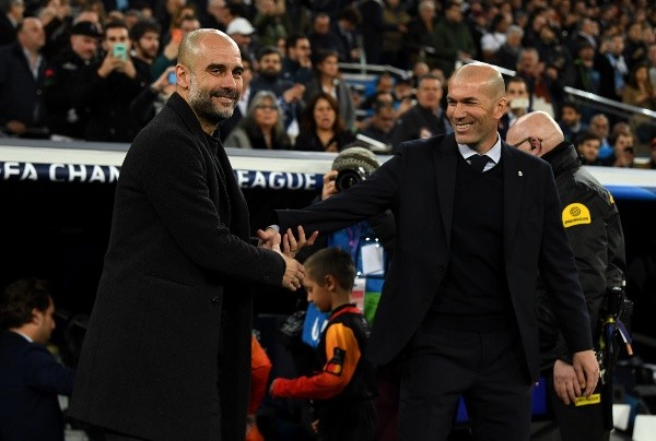Pep y Zizou protagonizaron una épica foto tras la eliminación de Real Madrid de Champions a manos de Manchester City.