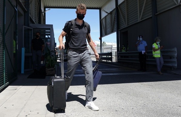 Thomás Müller llegando a Lisboa (Getty Images)