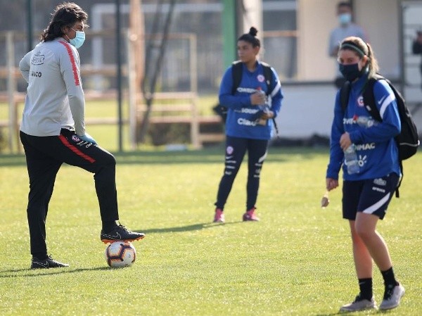 José Letelier y la Roja en el regreso a las prácticas. (Foto: Carlos Parra/ANFP)