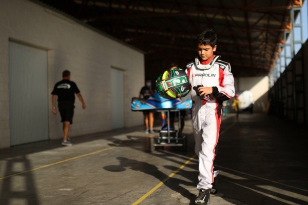El chileno de 12 años disputa este fin de semana la segunda fecha del mundial de la disciplina con la confianza y la experiencia que le dio el debut en España.