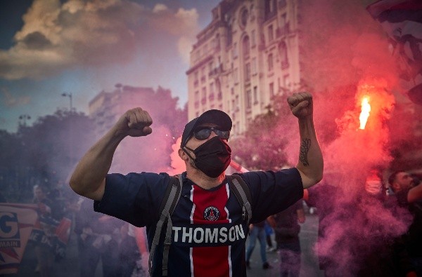 La capital de Francia está colmada de hinchas del PSG viviendo la final de Liga de Campeones al rojo vivo.
