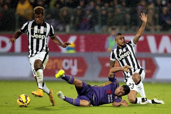 Kingsley Coman y Arturo Vidal en la Juventus