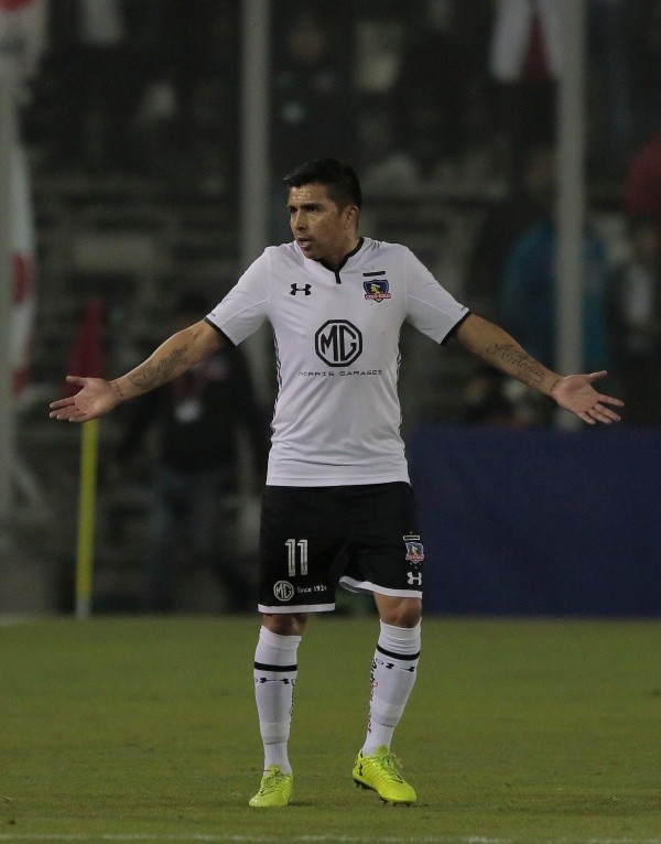 Fierro reveló que en Colo Colo esperaban su retiro en 2018, pero Kalule lo respalda y asegura que aún tiene mucho que dar en el fútbol.