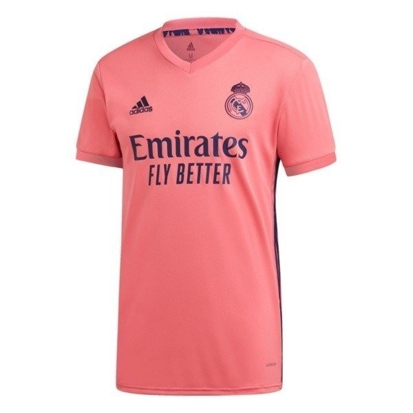 La camiseta rosada del Real Madrid fue estrenada en la reciente Champions League