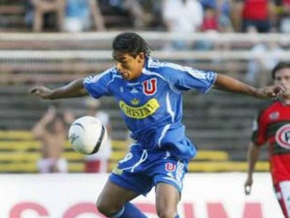Julio López jugó solo cinco partidos en Universidad de Chile