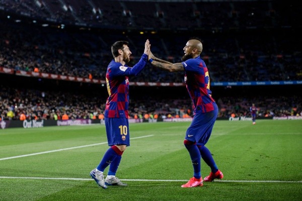 Arturo Vidal se transformó en uno de los mejores amigos de Messi al interior del Barcelona.Foto: Getty Images