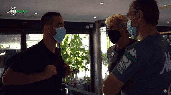 Claudio Bravo se une al Real Betis