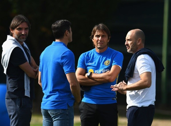 Piero Auslio junto a Javer Zanetti y Antonio Conte - Getty