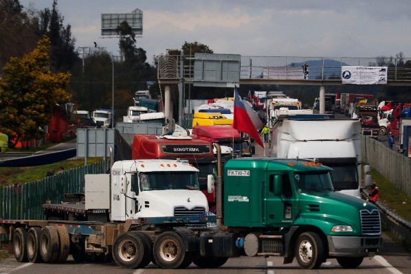 Los camioneros obstaculizaron varias rutas en el país