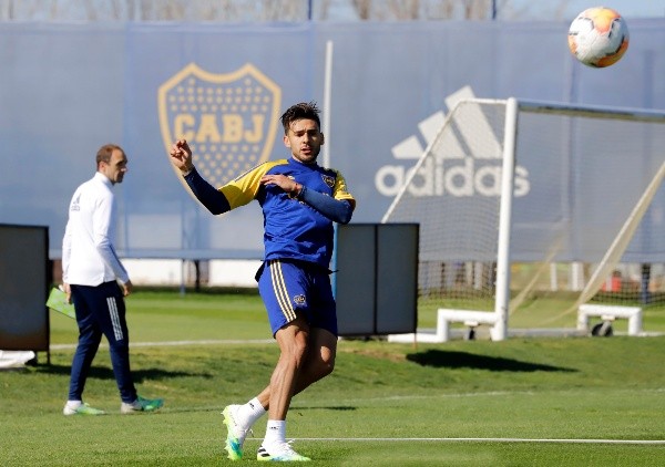 Los Xeneizes confirmaron 18 casos positivos dentro del plantel profesional.