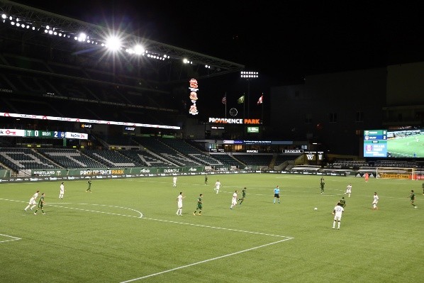 La escuadra de Felipe Mora fue derrotada a domicilio por 3-2 por LA Galaxy.