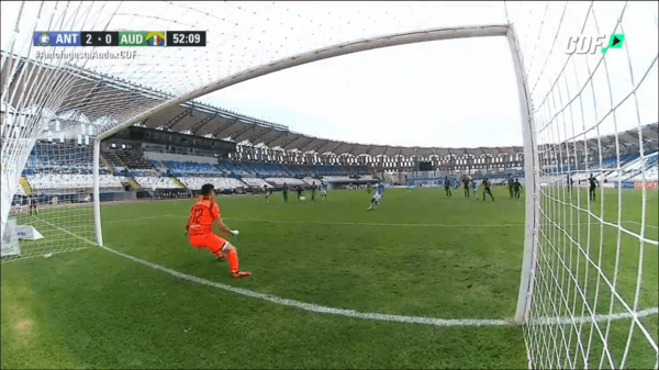 Carlos Muñoz y su gol ante Audax