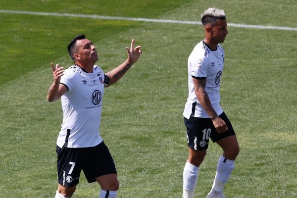 Esteban Paredes ante la U Esteban Paredes ante la U