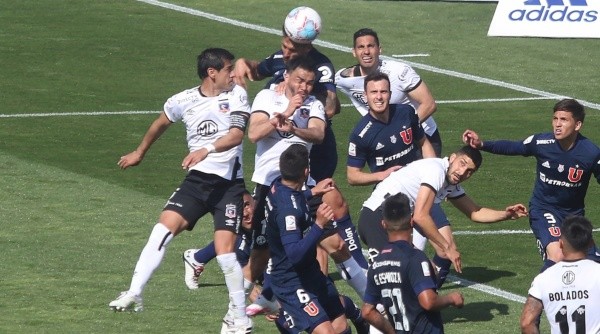 Universidad de Chile y Colo Colo animaron un deslucido Superclásico por el Campeonato Nacional. Foto: Agencia Uno
