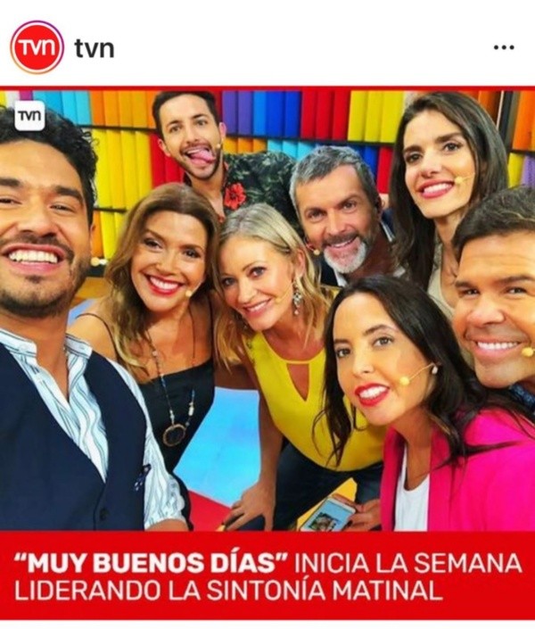 Carolina Arregui como panelista de TVN Carolina Arregui como panelista de TVN
