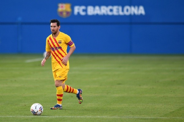 Lionel Messi fue titular en el amistoso del Barcelona ante el Gimnástic. | Foto: Getty Images