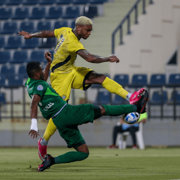 Junior Fernandes sumó su segundo gol con la camiseta del Al Ittihad Kalba. | Foto: Al Ittihad Kalba