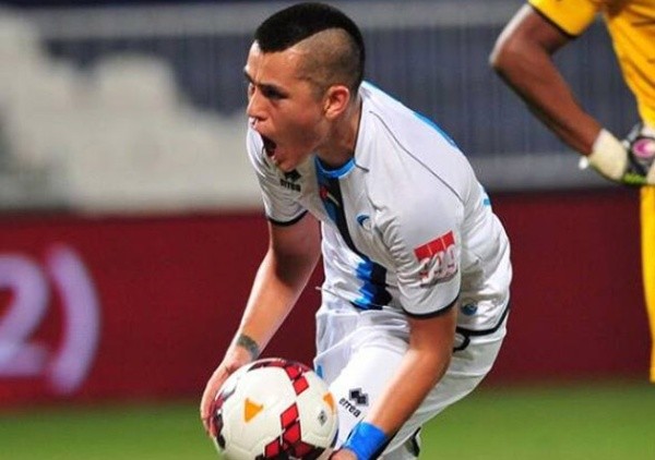 Carlos Muñoz tuvo un paso por el fútbol de Medio Oriente de la mano del Baniyas SC de Emiratos Árabes.