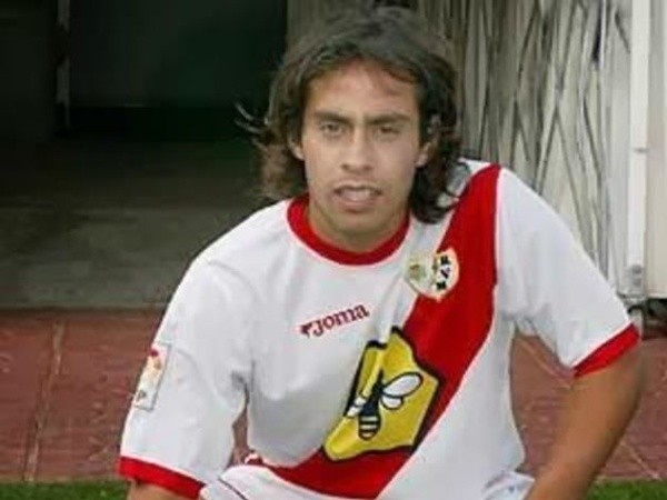 Apenas medio año estuvo Jorge Valdivia en el Rayo Vallecano de la Liga de España.