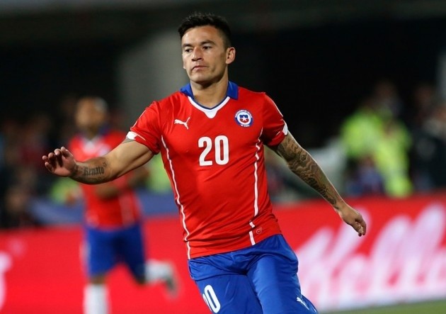 Charles Aránguiz sufrió una desafortunada lesión en Alemania, cuando aún no debutaba en el Bayer Leverkusen. | Foto: Agencia Uno.